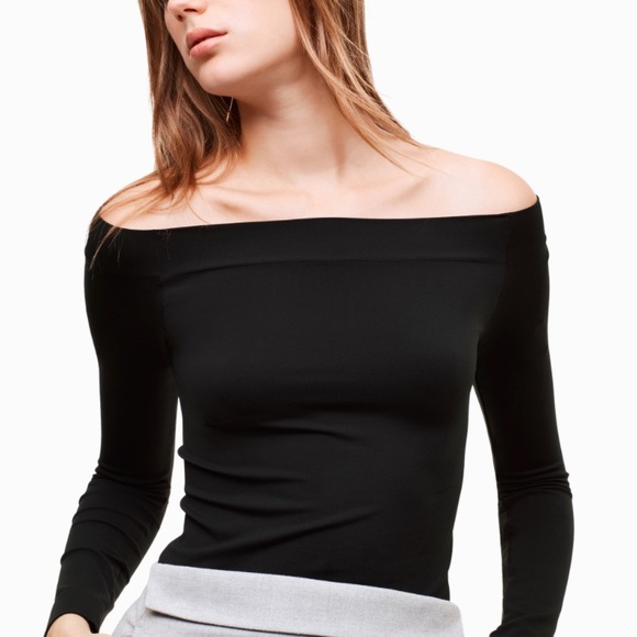 NEW✨Aritzia Off Shoulder T-shirt - Picture 3 of 8